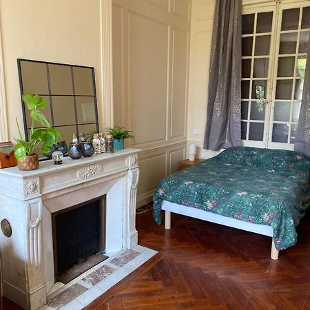 Romeo Apartment Лез Андели Екстериор снимка